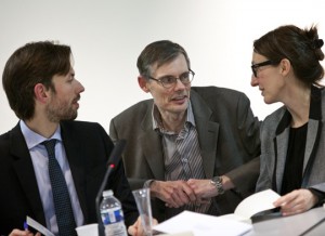 RENCONTRES ANNUELLES DU CERCLE CARITAS - A l'occasion de la sortie du premier ouvrage français consacré exclusivement à la philanthropie familiale - La Philanthropie, une affaire de famille (ed. Autrement) - le Cercle Caritas recevra ses auteurs Arthur Gautier, chercheur et délégué général de la chaire Philanthropie de l’ESSEC Business School, et Anne-Claire Pache, professeur titulaire de cette chaire, pour une soirée d'échanges. Soutenu par la Fondation Caritas France, cet ouvrage s’appuie sur une étude menée à l’ESSEC, depuis 2012, auprès d’une trentaine de familles, dont deux philanthropes ayant créé une fondation sous égide de la Fondation Caritas France. Il lève le voile sur le phénomène encore méconnu de la philanthropie familiale qui, après plusieurs décennies de semi-clandestinité, fait l’objet, en France, d’un renouveau aussi remarquable qu'inattendu.