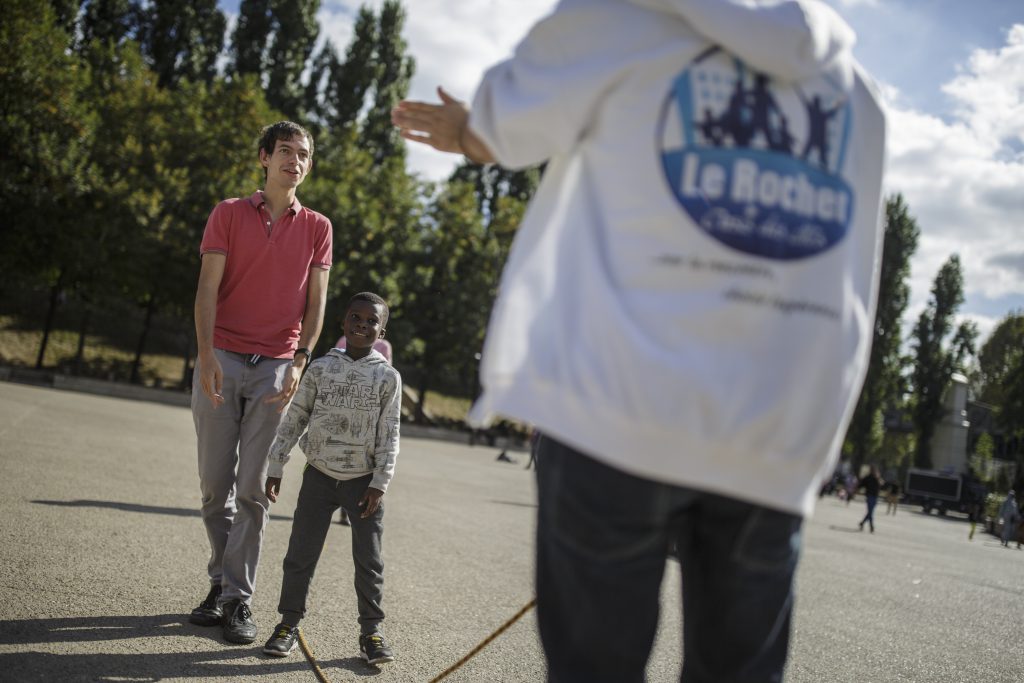 Soutenir les parents et accompagner la croissance des enfants