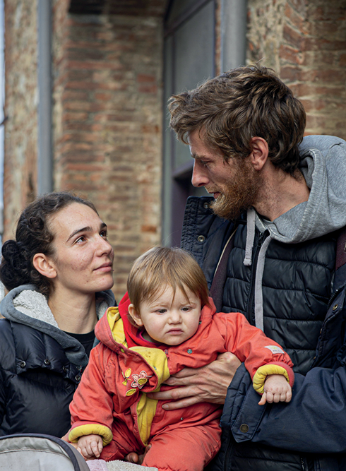 Découvrez le rapport statistique annuel sur l'état de la pauvreté en France en 2025